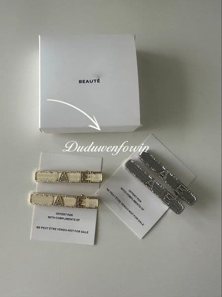 party gift Hair Pretty Stones letter fashion Clips Classcial stamped Designer Barrettes collection gift 2clip in box CC beatue.gift