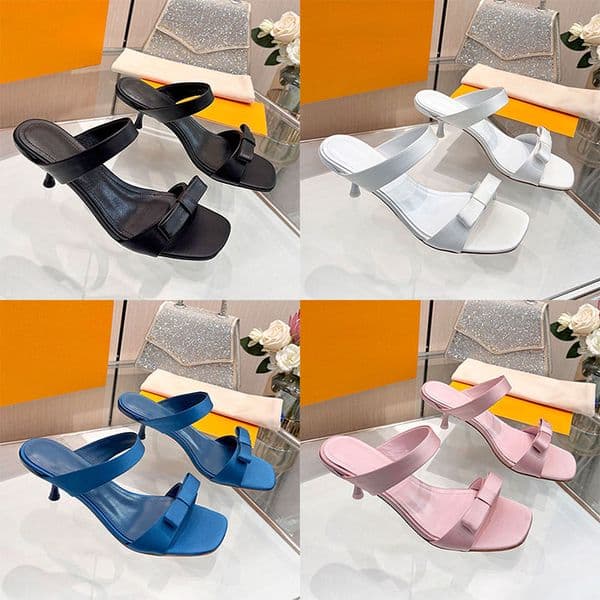 6AM Sandal Designer High Heels Shoe 1AK4V4 Womens Square Head Mules Shoes Luxury Ladies Flat Knot Front Belt Smooth Satin Sandals Leather Outsole Size 35 41
