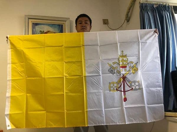 90X150cm The Vatican Flag Christianity Cross Banner Church Pennant Banner Polyester Vatican City Flag