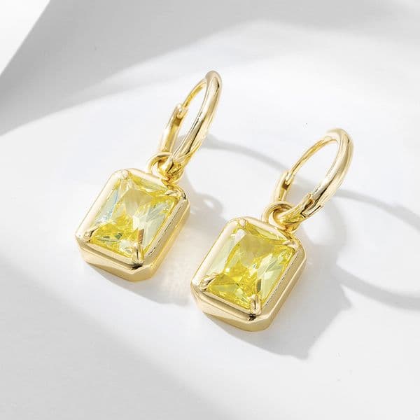 Ins-style light luxury fashion zircon-inlaid square pendant earrings for women, pure silver ear clips with tassels