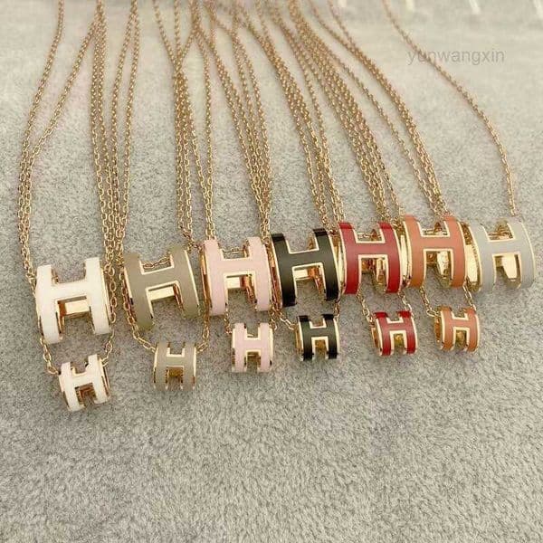 H necklace Harmes necklace Hersmes necklace V Aima Home Enamel Necklace for Women Plated with 18k Rose Gold Precision High Version Mini Large H Pendant