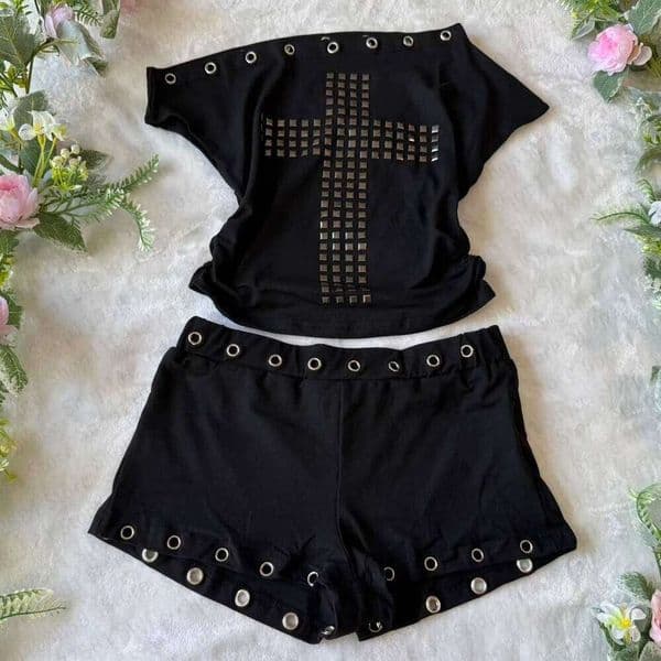 ZHE HAN 90S Retro Gothic Willow Nail Stickers Casual Niche T-Shirt Y2k Spicy Girl Sexy Shorts Clothing Street Fashion Emo Punk