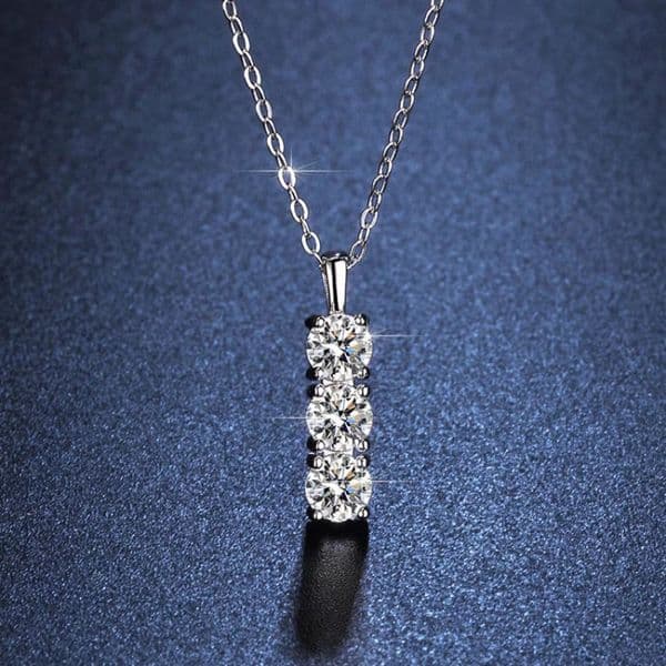 Minimalist Bar Pendant Clavicle Necklace for Women Elegant Four Prong Long Strip Design Trendy INS Style Fashion Jewelry