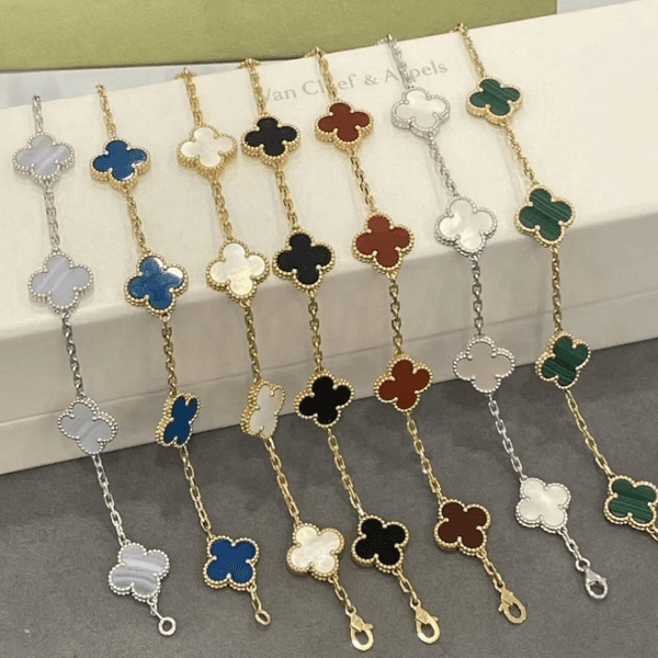 High-version four-leaf clover five-flower bracelet, natural mother-of-pearl, multiple colors available, light luxury, versatile, niche design, high-end feeling bracelet
