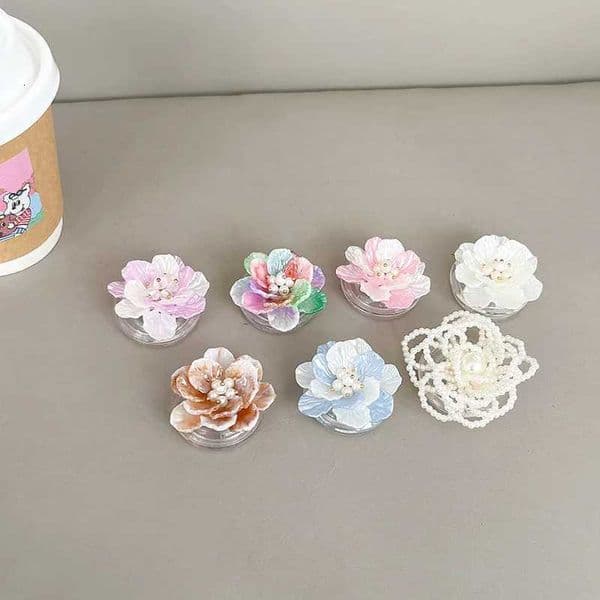 INS 3D Korea Flower Phone Stand for Iphone S26 Griptok Grip Tok Minimalist Back Sticker Extendable Holder BracketJ260601