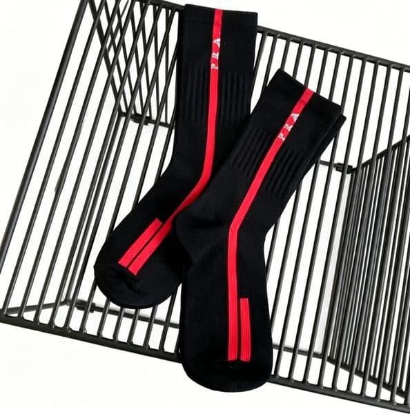 Unisex Vertical Striped Mesh Socks European American Style Breathable Hosiery Trendy Internet Celebrity Wear For Men Women Daily Casual And Street Fashion Outfits