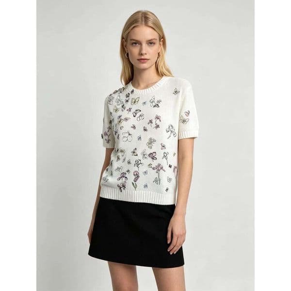Designer White Knit Top, Women Short Sleeve with All-Over Butterfly and Floral Print, Casual Summer Knitwear Short Sleeve Loose