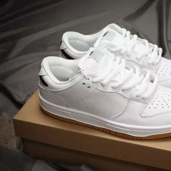2026 Trendy Skateboarding Shoes Low cut Men's and Women's Fashion Casual Board Shoes