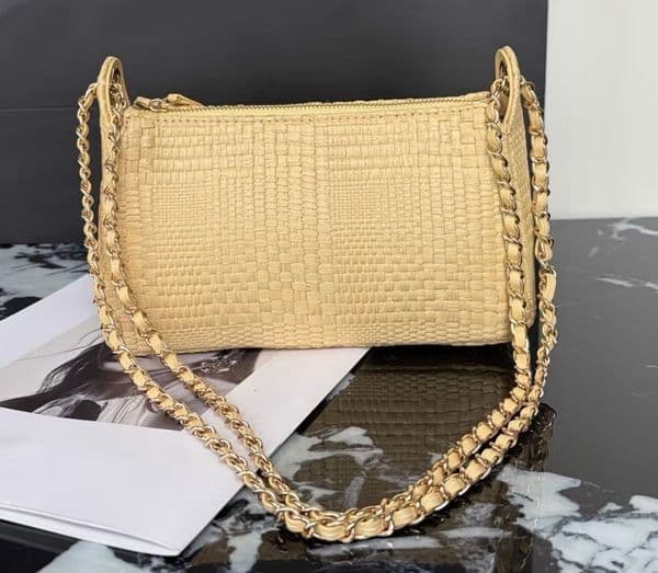 2026 Designer Bag High Quality Handwoven Lunch Box Bag Light Luxury Straw Beach Bag Fashion Vacation Women's Handbag Large Capacity Chain Shoulder Crossbody Bag 10A