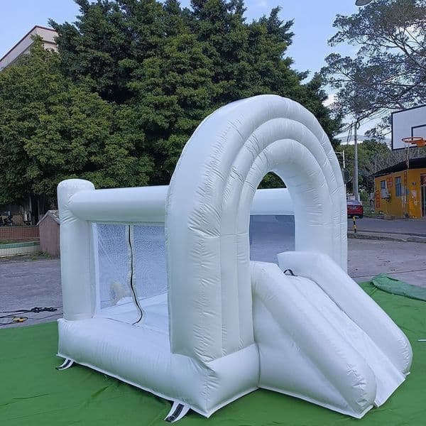 Free delivery Commercial PVC rainbow Mini Bounce House Inflatable Kids Bouncing Castle Playroom Equipment For Children Indoor with blower