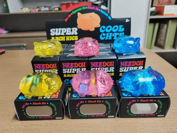 Needoh Cat Maltose Squeezing Relieving Stress and Exhausting Lucky Cat Slow Rebound Toy