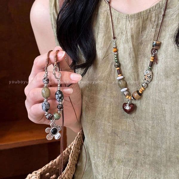 Designer Jewelry Luxury Jewelry New Chinese-Style Heart-Shaped Ceramic Bead Necklace For Women, Light Luxury Niche Sweater Chain, Autumn And Winter Maillard Hig