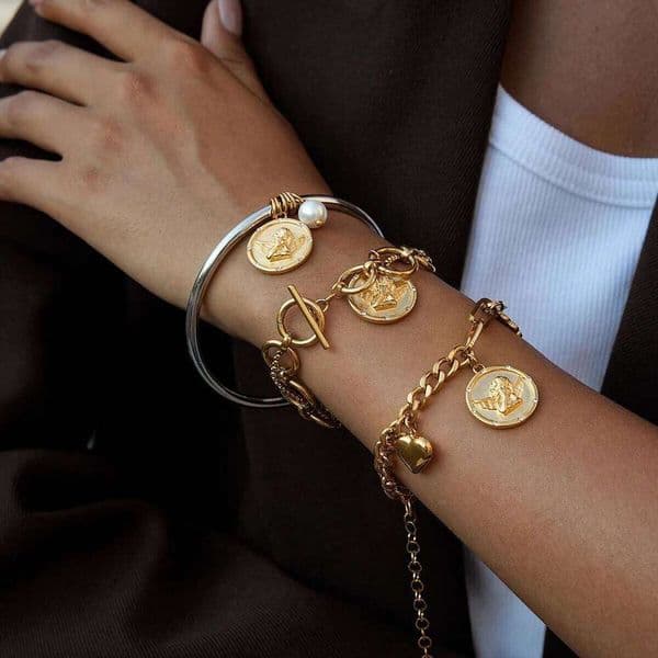 Uworld Personality Unique 18K Gold Color Plated Inlay White Zircon Antique Coin Series Bracelet Stainless Steel Women Jewelry