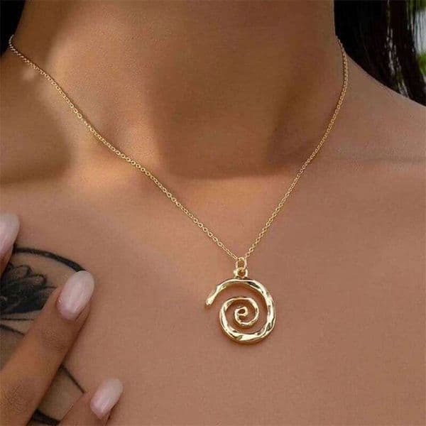 Niche Design Creative Retro Spiral Hoop Necklace Unisex Party Wedding Charm Jewelry Gift