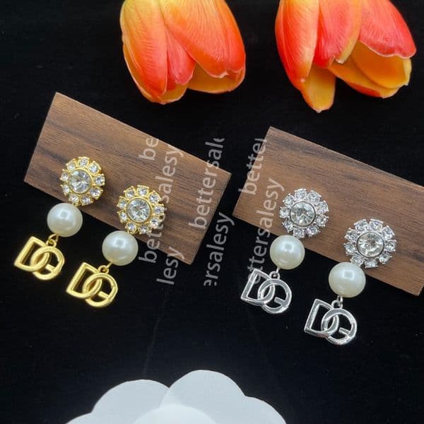 Fashion Copper Designer Earrings Letter Stud Geometric Earring for Women Luxury Wedding Party Designers Jewerlry Christmas Gifts Never Fading