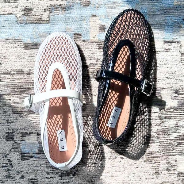 Luxury Sandal Flat Mary jane Designer Shoe Womens Fishing net Sandals High quality patent leather Shallow Mouth Sandale Hollow Mesh comfort Summer walk casual Shoes