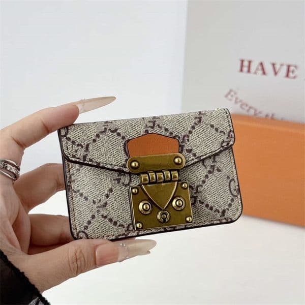 Top Designer Luxury Leather Women Credit Card Holder Metal flower decoration Wallet Short Case business card Purse Brown Flower Women Men Key Coin With Chain