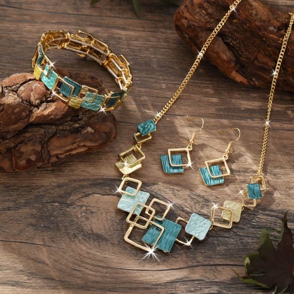 4-Piece Vintage Fashion Hollow Square Enamel Necklace, Earrings, Bracelet Set, Green. Elegant And Sophisticated, This Set Consists Of Four Pieces