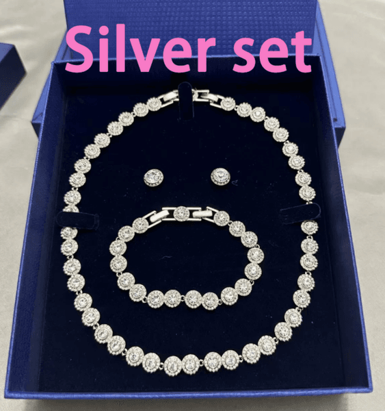 Adjustable Designer Rhinestones Accessories Pack: Versatile Necklace + Bracelet + Earings Combo Ideal for Holidays like Christmas & Valentines Day