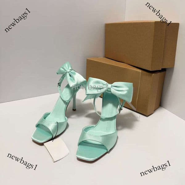 Designer's 2026 Autumn New Style Open Toed Chic Black Bow Decoration High-heeled Sexy Sandals