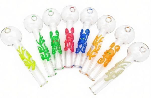 4inch Colorful Luminous Handmade Glass Oil Burner hand Pipes Glow In The Dark Octopus Spider Thick Heady Gifts Pyrex Smoke Nail Burning Accessories for smoking