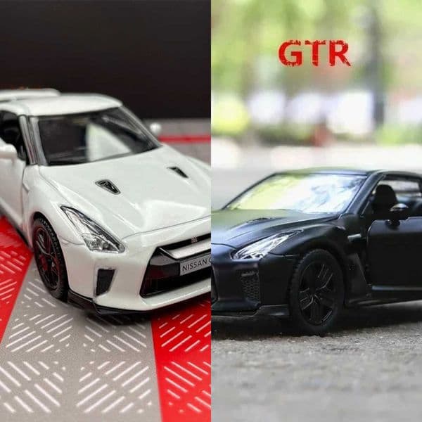 Car 136 GTR R35 Sports High Simulation Diecast Car Metal Alloy Model Car Childrens Toys Gollection Gifts L260617