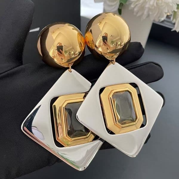 Europe and America Hot Trendy Women Fashion Earring Mix Yellow White Gold Plated Large Size Luxury Earrings Clips On for Girls Women for Party Wedding Nice Gift
