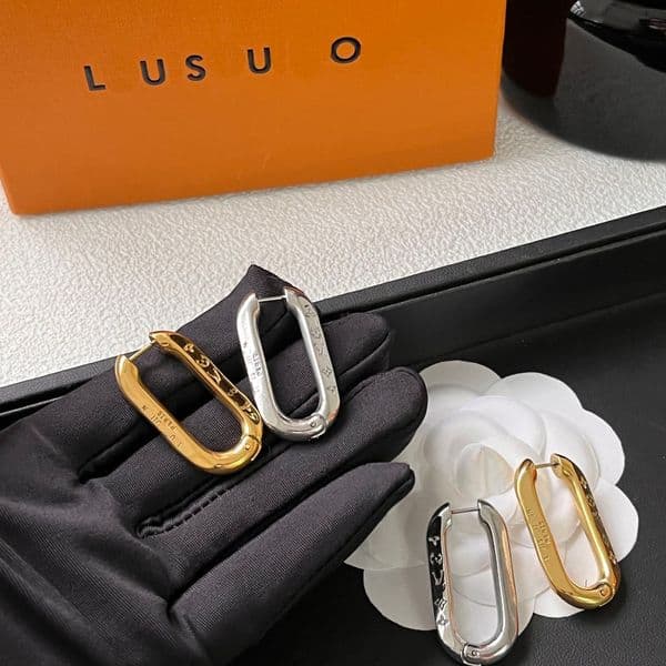 Luxury Style Womens Earrings Winter New Designer Jewelry Stainless Steel High Quality Gift Earring Box Packaging Boutique Jewelry Romantic Couple Love Earrings 5U