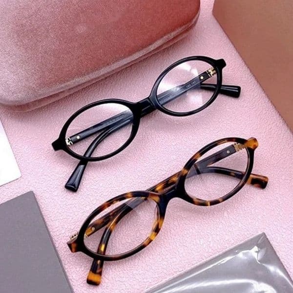 2024 Luxury Mens Sunglasses fashion cat eye Sunglasses For Women Women Metal Mirror Sunglasses Retro Designer Sunglasses Small Round Frame Sexy girl cat eyeglasses