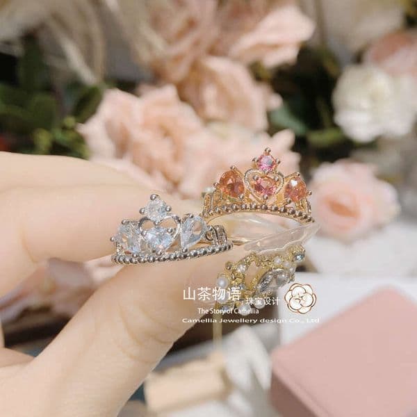 2024 INSTop 925 Sterling Silver Diamond Luxury Big Wedding Band Rings Luxury Crown Rings Set for Bridal Women Engagement Finger Party Gift Designer Jewelry