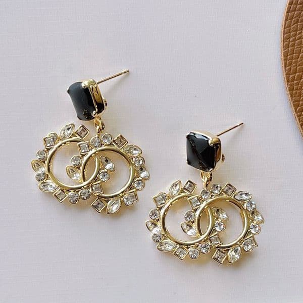 Never Fade Stainless Steel Charm Designer Earrings Women Letter Earring Inlaid Crystal Stud Womens Wedding Party Jewelry Valentines Day