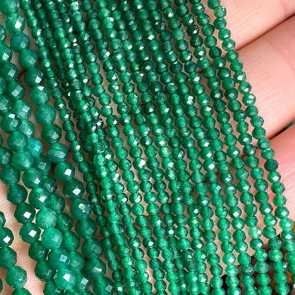 Natural Stone Beads Faceted Emerald Green Chalcedony Round Loose Spacer Bead For Jewelry Making DIY Bracelet Necklace 2-4MM