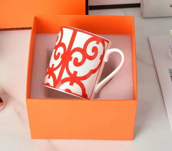 Latest 11.1OZ fashion classic luxury ceramic mug, with multiple styles to choose from