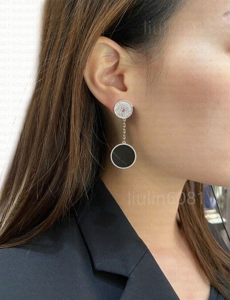 Grey mother of pearl women's earrings Designer Medium earrings top quality v-gold 18k with gift box classic earrings new earrings light luxury earrings