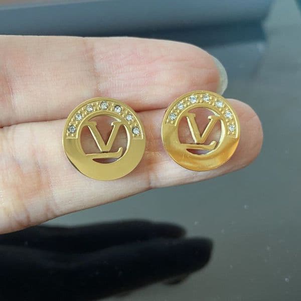 With Diamonds Fashion Designer Earrings Stud Gold Plated V Letter Luxury Earrings Stainless Steel Elegant Earrings Wholesale
