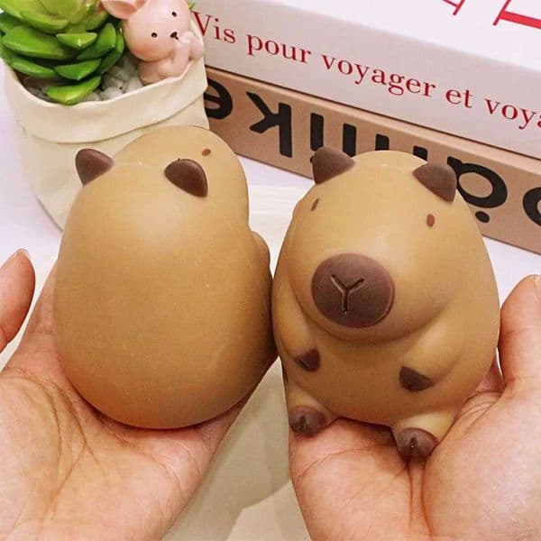 Gift slow rebound Capybara squeeze toy Kawaii TPR brown squeeze toy cartoon Capybara stress relieving toy for children W241230