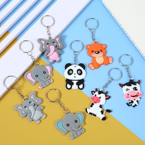 Cartoon animal key chain pendant pvc soft rubber key chain spot panda elephant pendant new soft rubber doll