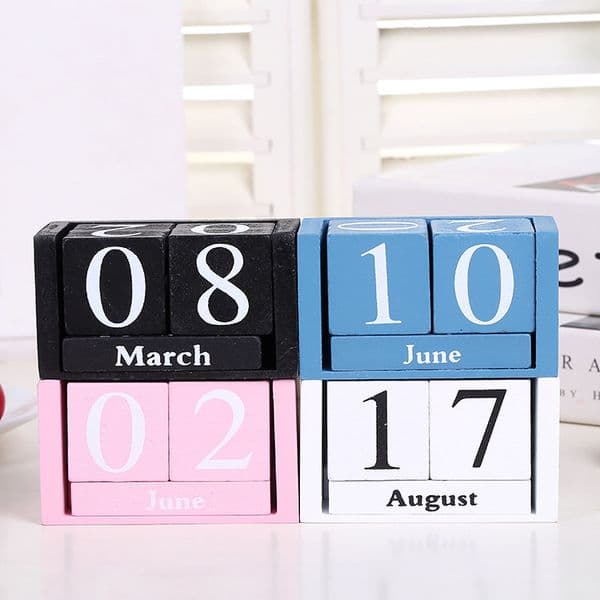 European-style simple long wooden creative living room desktop study shop bar decoration wooden calendar decoration