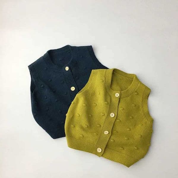 Autumn and winter childrens sleeveless sweater childrens pure printed knitted vest suitable for boys and girls school uniformsW240724