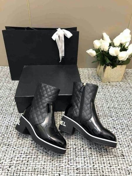 Top quality Ankle boots chunky heels booties fashion trainers Winter lambskin Flap quilted Designer Luxury Short Boots warm Dress shoes factory footwear with box