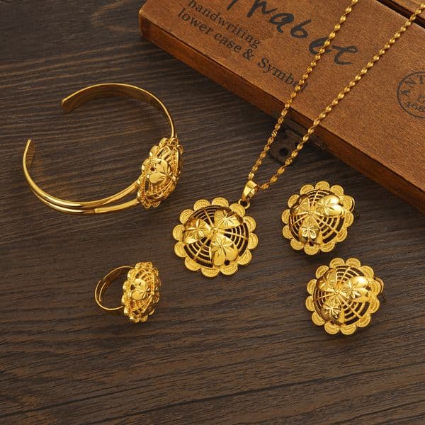 New Ethiopian Big Flower Pendant Clip Earrings Women Jewelry Sets Gold Color African Wedding Bridal Habesha Gifts