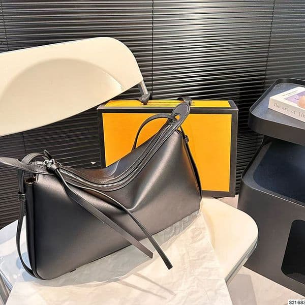 2024 New Rigid Box Leather Shoulder Bag Crossbody Bag Flap Handbag Men's Backpack Free Shipping