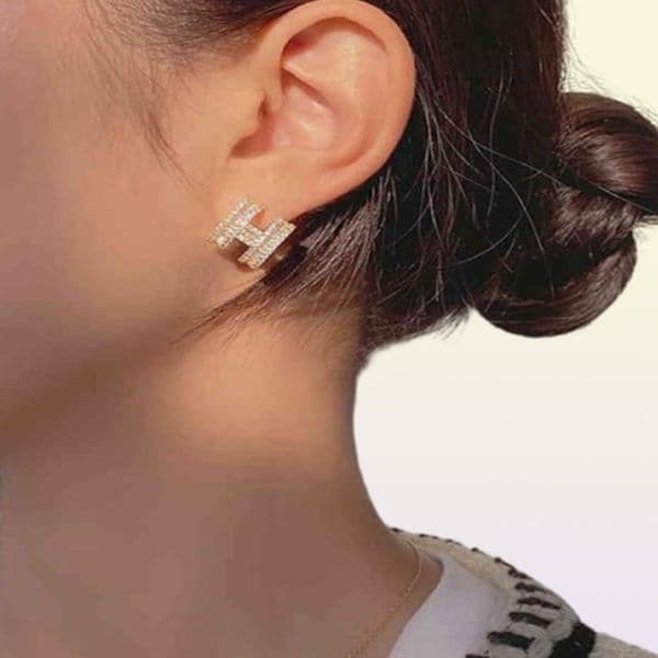 girl S925 silver needle Zircon diamond earring Letter H Stud Earrings4494016