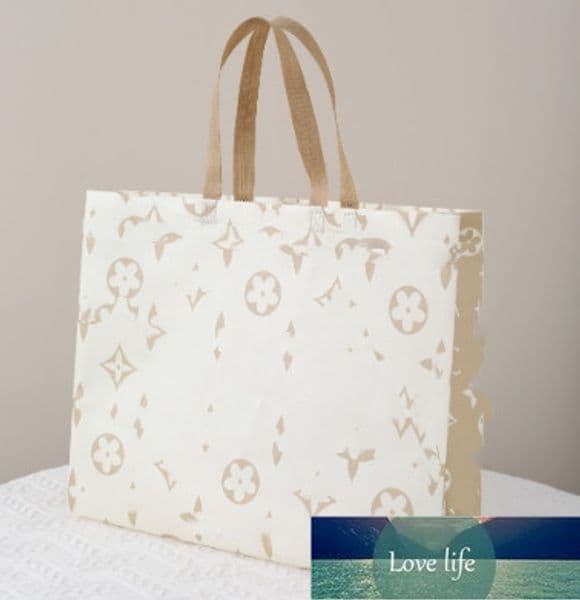 Fashion Portable Non-Woven Clothing Store Shopping Bag Film Hot Pressing Advertising Gift Bag Three-Dimensional Non-Woven Fabric