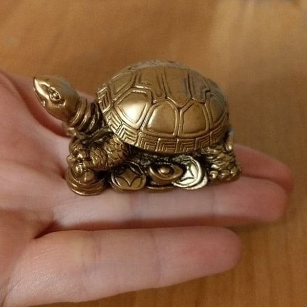 Chinese Feng Shui Money Turtle Figurine Desktop Ornament Miniature Resin Tortoise Statue for Car Home Office Desk Decoration