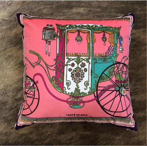 Luxury 45*45cm Pillow Case Cover With Tassel Super Soft Velvet Double-sided Printing Carriage Sign Horse Designer Sofa Cushion Covers Pillowcase 2023071904
