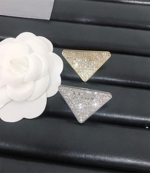 Luxury Diamond Brooch Wedding Party Aoriess Women Men Designer Brooches Brand Letter Triangle Jewelry Pin Gift