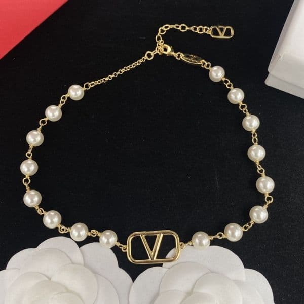 2023 Luxury Fashion Necklace Designer 925 Silver Plated Stainless Steel Letter Pendant Necklace Women's Wedding BOX