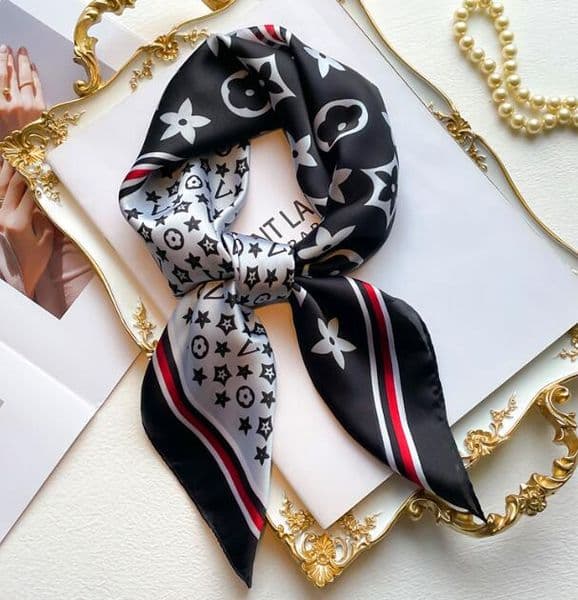 70-70cm Designer Print Floral Silk Scarf Headband for Women Fashion Long Handle Bag Scarves Paris Shoulder Tote Luggage Ribbon Head Wrap 23style032