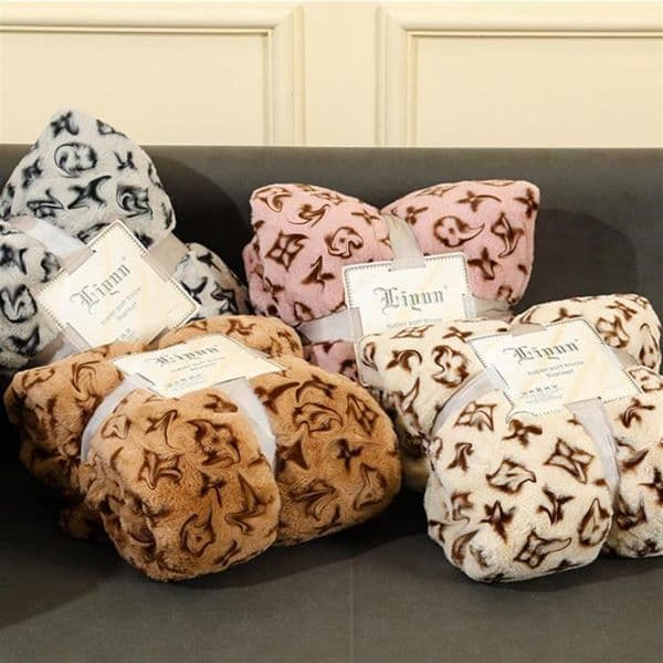 Blankets Designer letters leopard grain blanket imitation rait crystal velvet nap blankets double sofa blanket284t